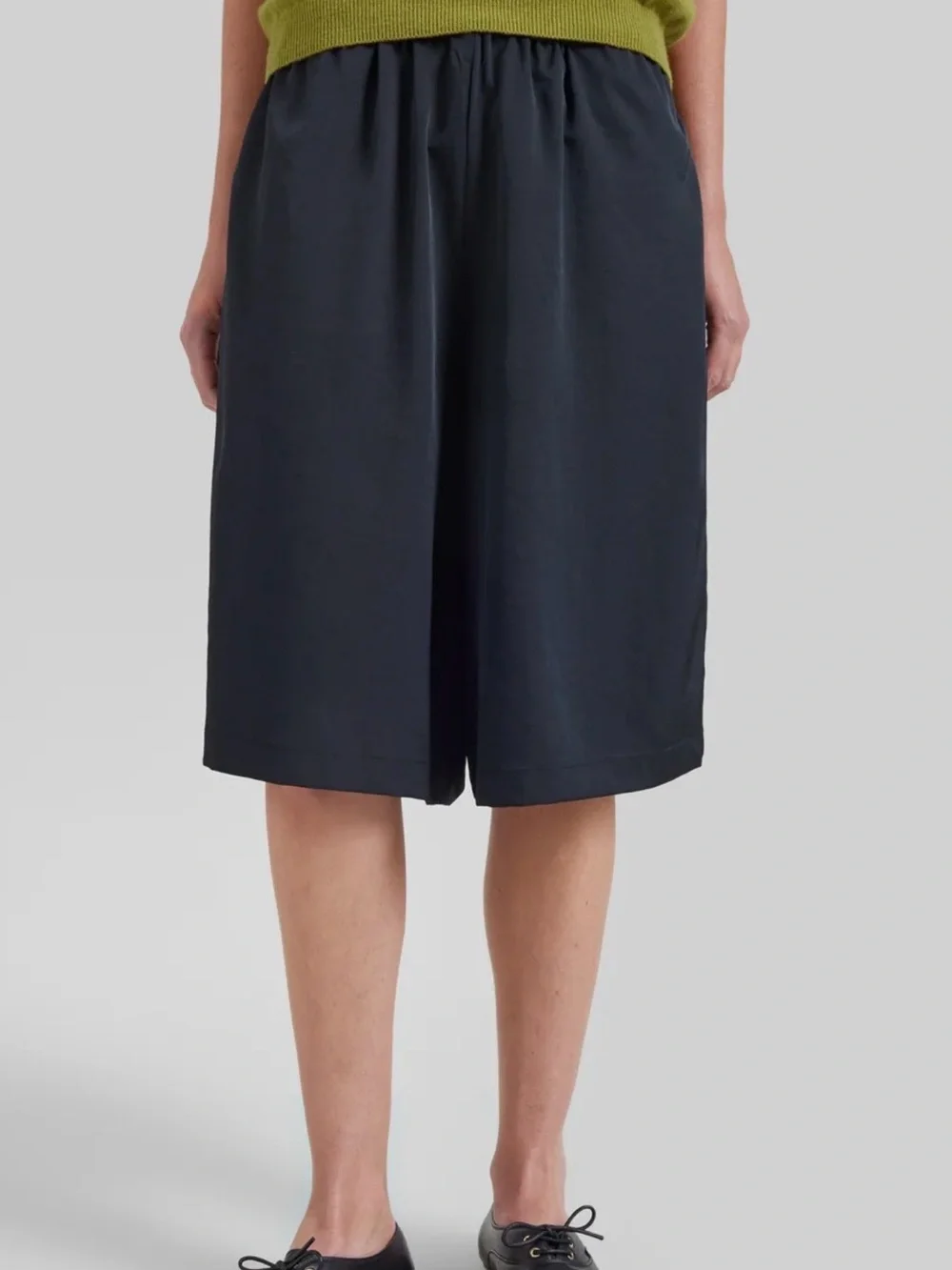 The Frankie Shop Olyne Satin Wide Bermuda Shorts